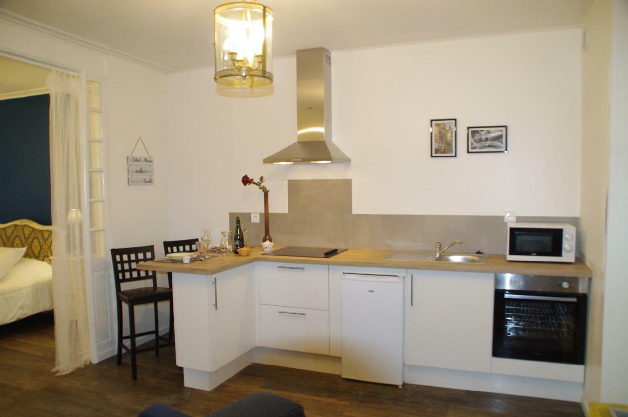 Ferienwohnung La Cour Royale Bayeux Exterior foto