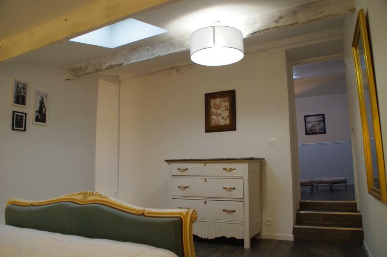Ferienwohnung La Cour Royale Bayeux Exterior foto