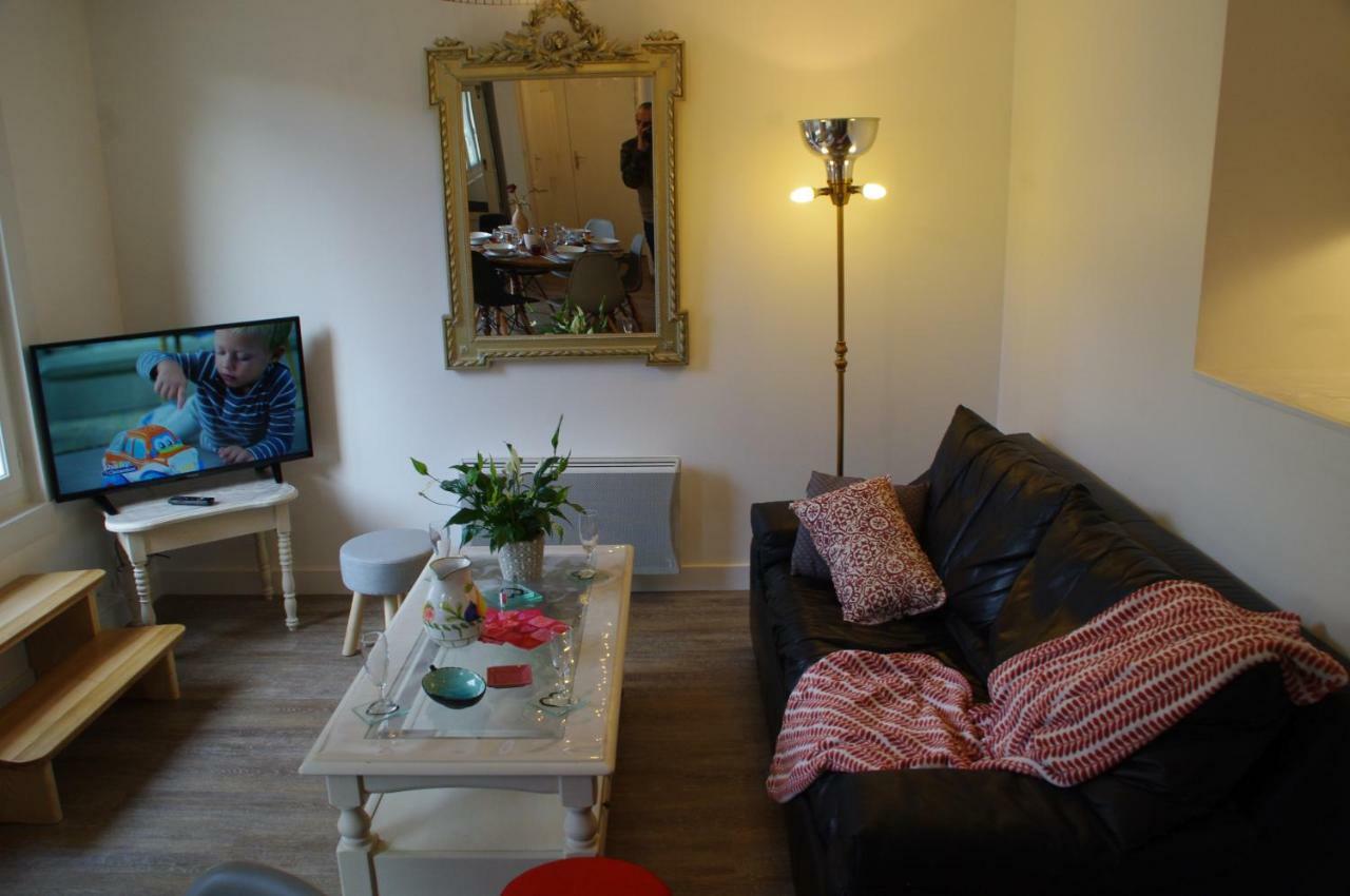 Ferienwohnung La Cour Royale Bayeux Exterior foto