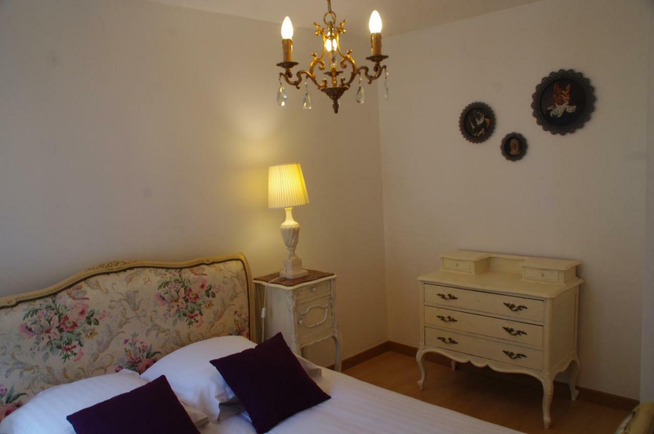 Ferienwohnung La Cour Royale Bayeux Exterior foto